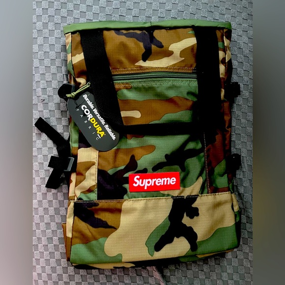 Supreme Tote backpack - Picture 2 of 4